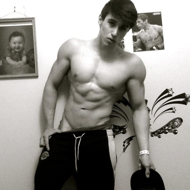 20 years old | Entrepreneur | Fitness Enthusiast | Aiming for Aesthetics | Grande Prairie, AB | Spreading positivity through fitness