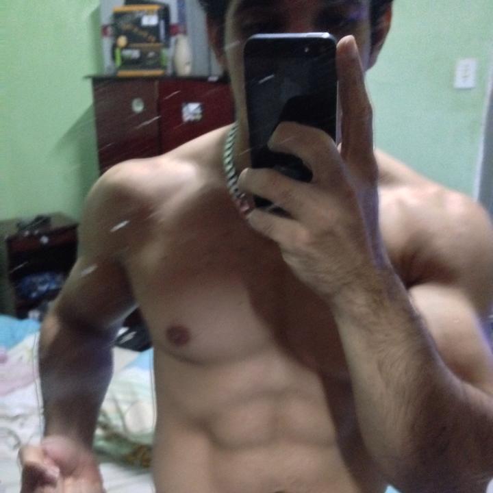 O sukita ;D • 'Biografia {?} Fala sério! Como vou resumir minha vida aki no twitter? ;P