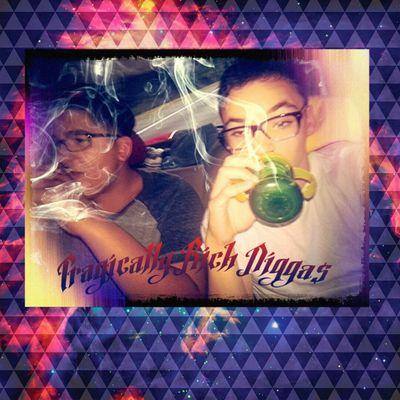 ResistDead's profile picture. Former Resist bo2 Trickshoter hit them billz designer of Destiny Sniping