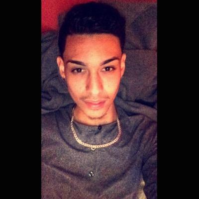 Pebblebrook High Class of 2013' | Tall, Slim,22 | #TeamPerez | #VamosAmerica| #AzulCrema IG:HugoAdolf lovemin❤️