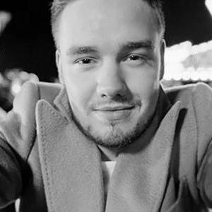 liam hot
