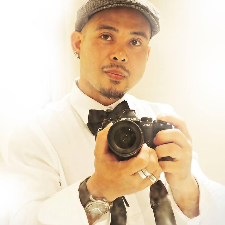 award-winning poet and artist, investor, entrepreneur, farmer, street photographer and member of the Antient Freemasons of the Grand Lodge of New Zealand