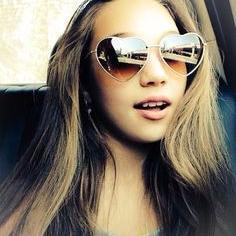 maddie_nicole08's profile picture. i love dance moms and maddie ziegler            i love color aqua an d pink and purpple