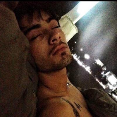 free follow from @zaynfthemmox follow back :)
