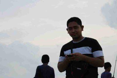 i'm a student and my inspiration is ALLAH....
33