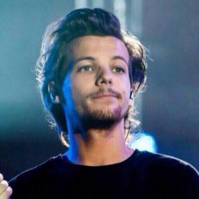 hi! @jolIyhes gave you a free follow so please follow her back! thanks and ily