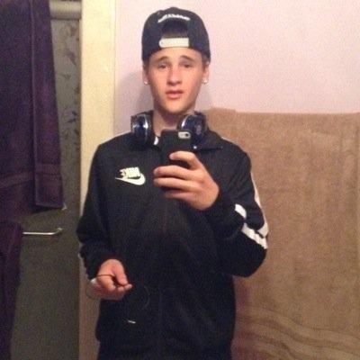 NEW ACCOUNT 
born in da 6ix boi