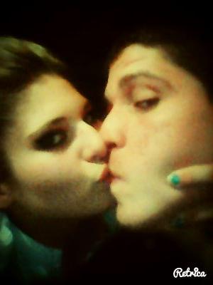 AnaTeOLoveLove's profile picture. 