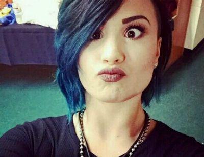 IngridLovatiic's profile picture. Lovatic and Selenator