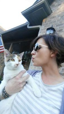 RhiannaPr's profile picture. Mom, Wife, Business Owner