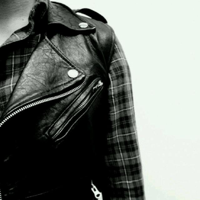 ekasaskara's profile picture. | beer | music | stoner | 49% motherfucker 51% son of a bitch | whatever | fvck |