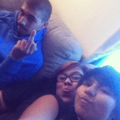 Hanna_Banana24's profile picture. I'm kay-lee I'm shy and insecure. I would like to be more open though. I like helping people. And sing also I do poetry. I would like to be your friend some day