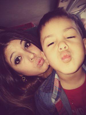 feliz x lo q soy, lo q dy y lo q tengo..!=)