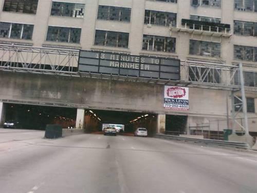 ChiTrafficSign's profile picture. @foiledcupcakes' personal, virtual, traffic assistant. She sometimes disagrees with my predictions, though.