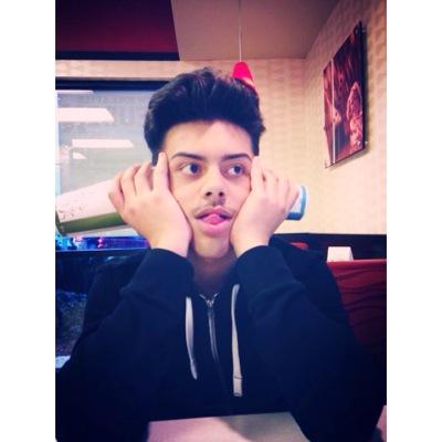 lightskin/Ricanganja is life fool frfr , Puerto Rico ✈️Washington ✈️ Georgia , live life to the fullest ️ follow me on vine @michael ortega