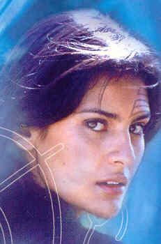 Chakotay's ( @Commander2329) adorable sister......nurse ..... (love to rp )..is destined to be alone in space