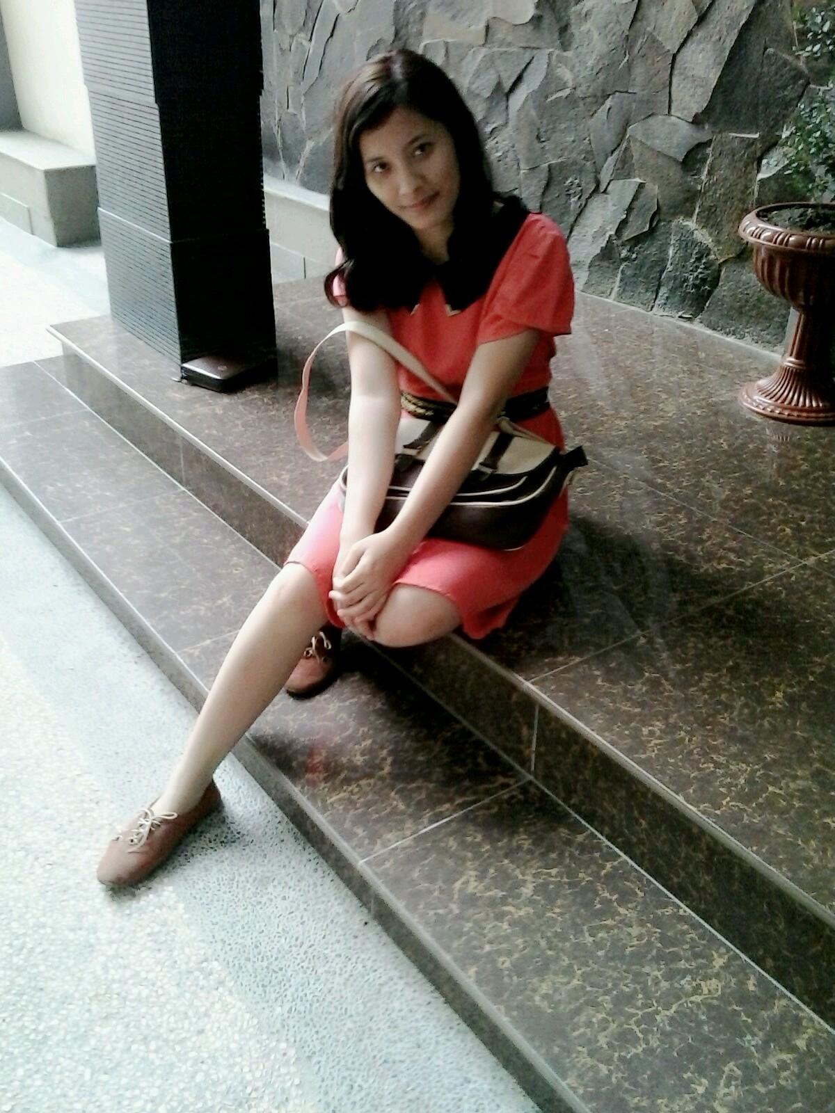 l'm asimple women go follow me