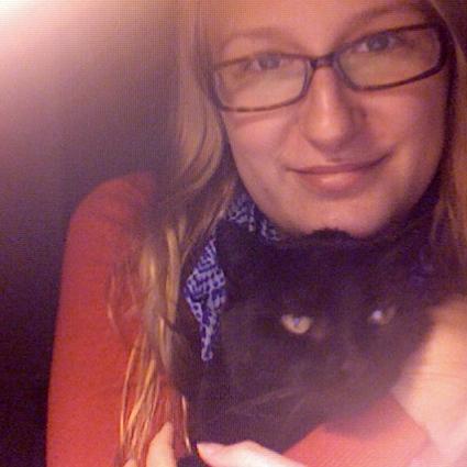 Book & cat lover, crafter. Follow me if you want random tweets about whatever TV show I'm currently binging on Netflix.