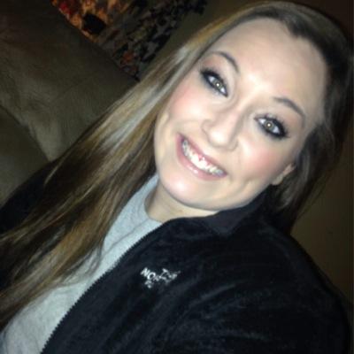 K_Edwardsss's profile picture. 18 years younggg, Pre-nursing student #FutrueRN #ILoveMyJerryKenner & #MyBoxerBaby