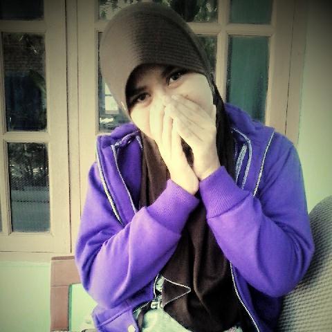 go follow pliss @siti_mae | {MfI} |menjadi diri sendiri itu penting :))positif thinking ajaa :)