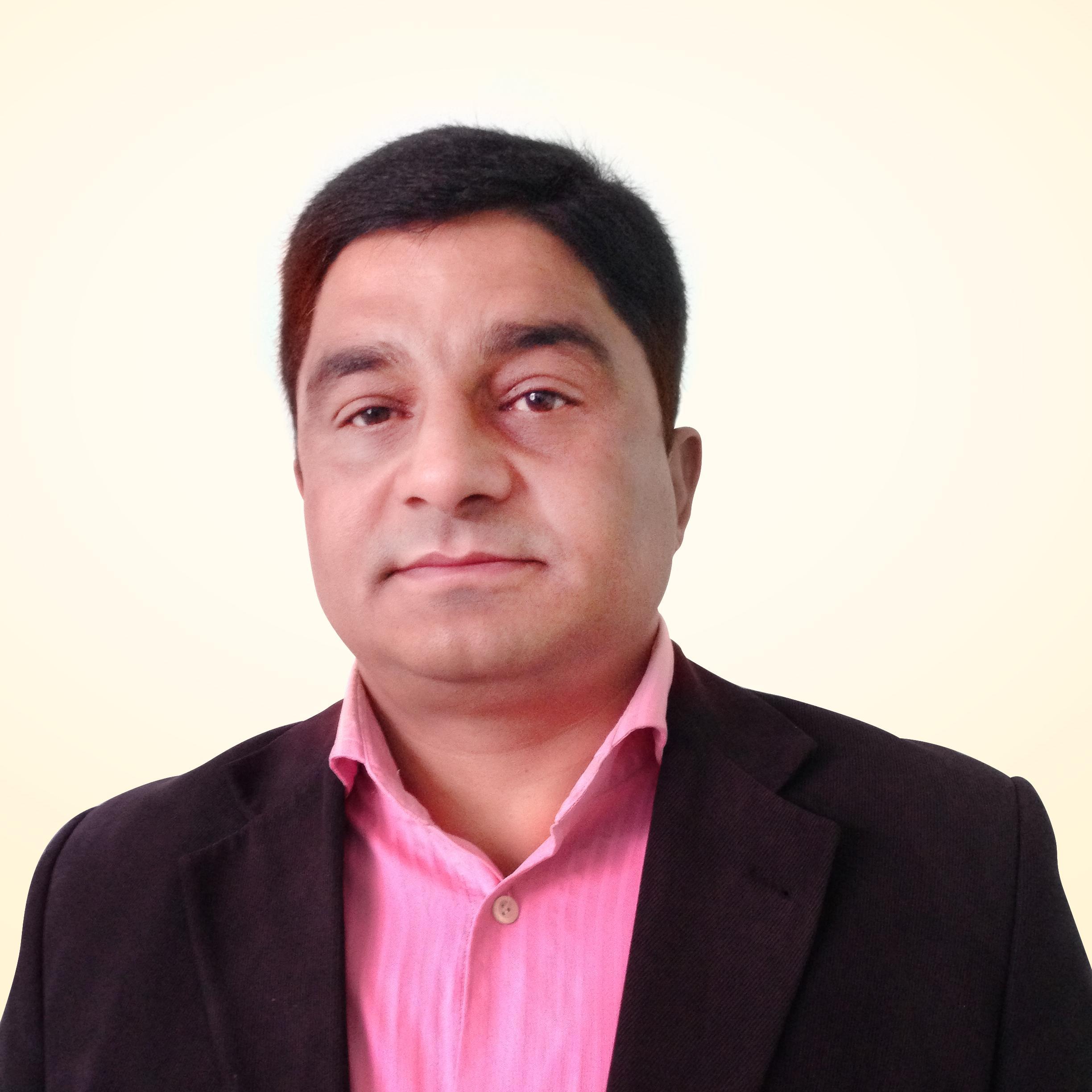 लेखक १ -नेपालका भ्रस्टाचार भ्रस्टाचारि २-मोदि मोडेल ३- महाभुकम्प २०७२ -४नेपालको सम्बिधान ,सघिय सात प्रदेश ५-स्वाभिमानका सतिसाल लगायत नौ