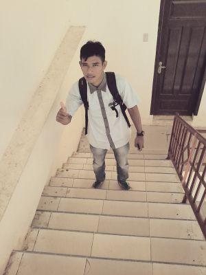 munawar_acbar's profile picture. slalu berusaha hingga sampai ke puncak tertinggi,dan terhormat.