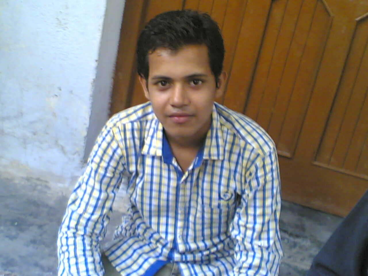 devdixit8's profile picture. 