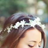 I BELIEVE THAT HAPPY GIRLS ARE THE PRETTIEST GIRLS. -Audrey Hepburn