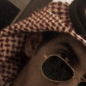 انا القديم اللي يحب القديمين وانا مريض الماضي و ذكرياته.
