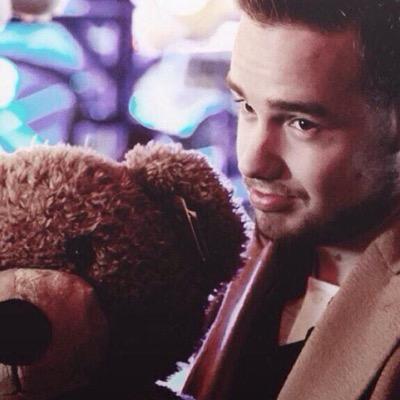 lockscreen4free's profile picture. If you would like a lockscreen, follow us, RT the lockscreen and we'll DM it to you :) We take requests! Owner looking for co-owners