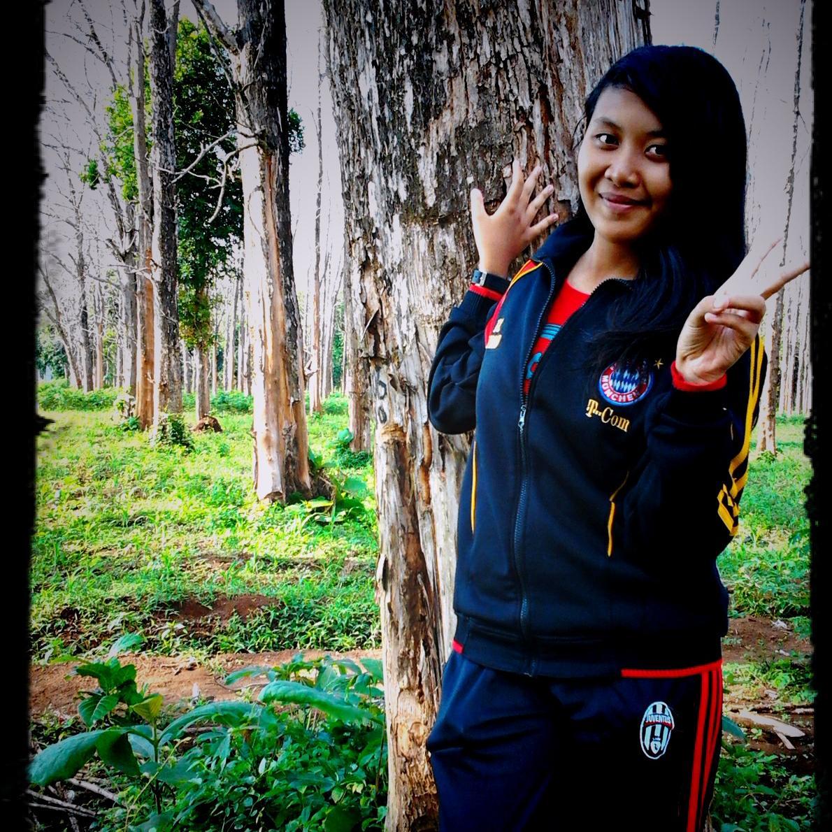Born 25 juni 1996)(ISLAM,FAMILY,Friend n my beloved 3BMD //player basketball ,singing n wish be the police