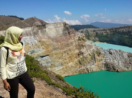 Traveling keeps me from being insane... || IG: @isti.rasyid