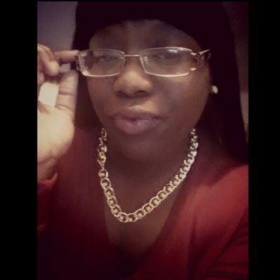 20 years old ,  making  && fucking BADD  . Kik : tuhieee2x_shel