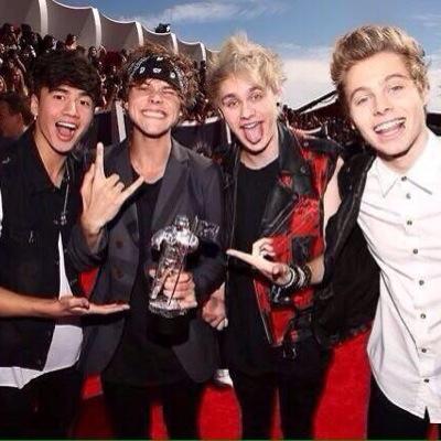 ⢠A page for the bristol 5sos fans ⢠Access to Michael/4 ⢠NEXT MEETUP -