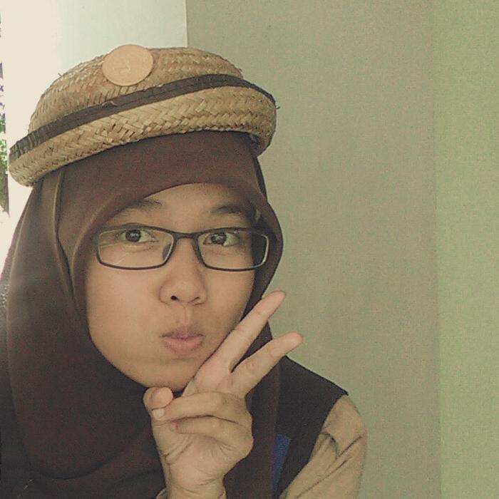 Mencari seorang sahabat yang benar'' ada di saat yang lain tak peduli..... ♥cawfY