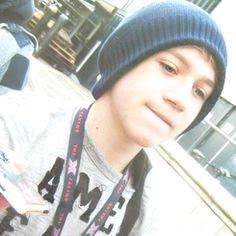 |@Narryyhugs||