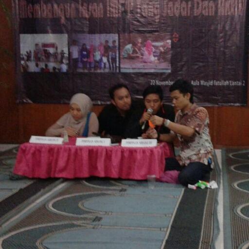 FrFaur's profile picture. wong glintang, pemalang mahasiswa IPA ushuluddin UIN Jakarta