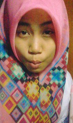 elly_emblem's profile picture. Elly Khairuddin