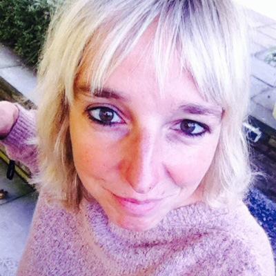 TeacherJosje's profile picture. Docent en Entertrainer | Praatjesmaker | Bewuste en sportieve levensgenieter |