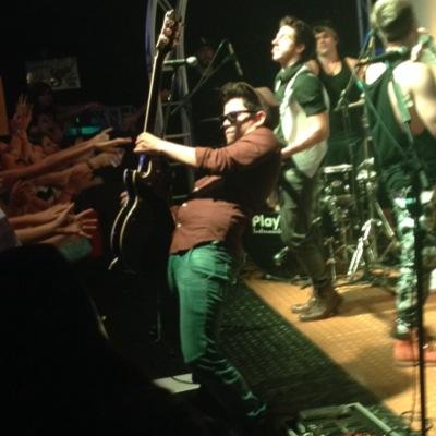 Twitter feito pra nossa linda pitta do @mashoficial.. Pit a gente te ama Criado: 17/08/2014