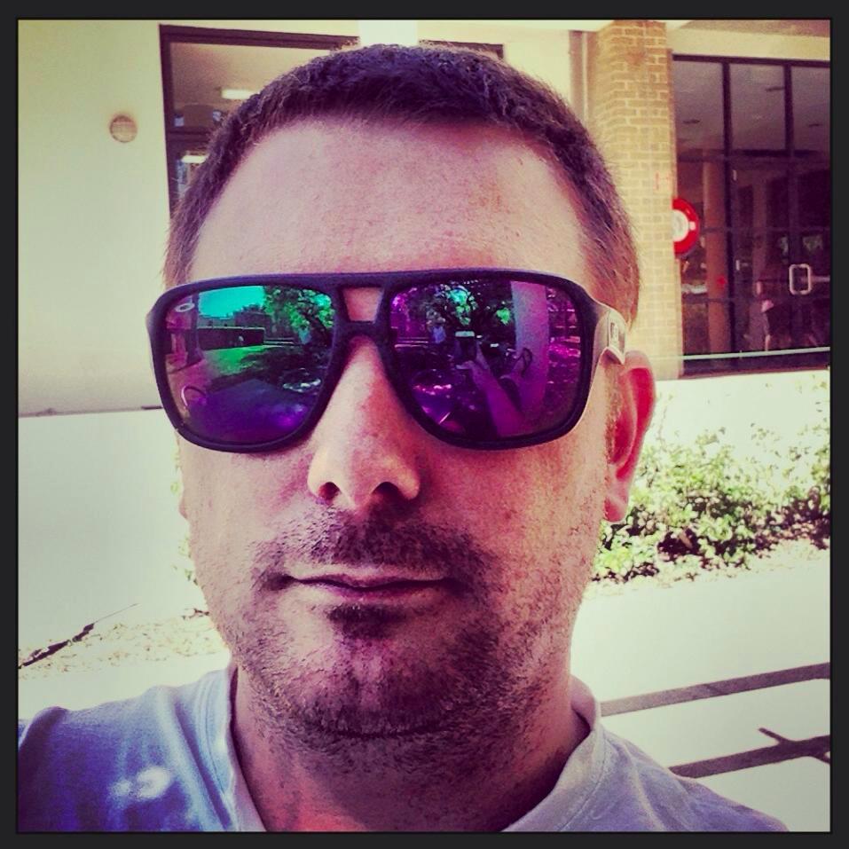 chrisholding's profile picture. 