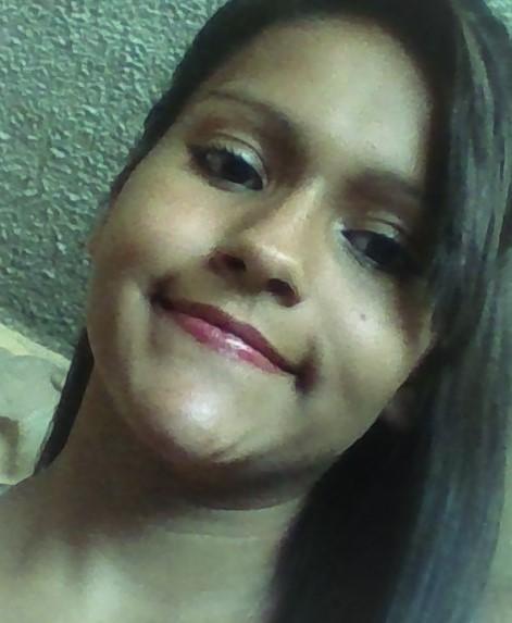 ¡ SONRÍE !                                                                                                        No sabes quien necesite un poco de tu alegría.