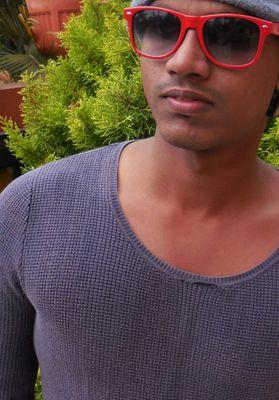 #Civil engineering student at #NEHRU COLLEGE| ഞാൻ മലയാളി|#die hard fan of MSD | #bàrca fan | #team_ask| socialist | DYFI member |
