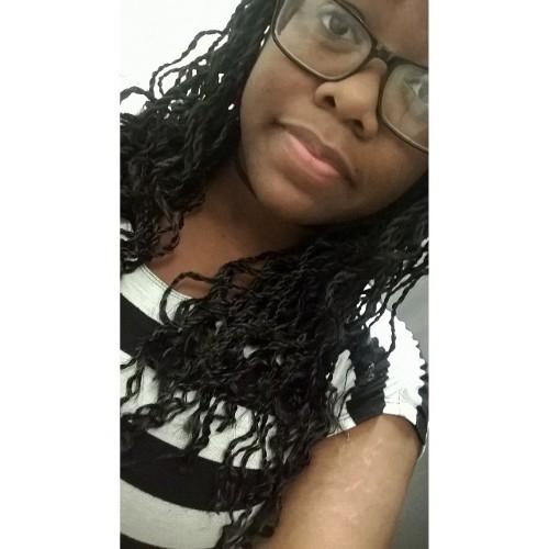 strangetraits's profile picture. ι'м a 17 year old ιnтerneт addιcт, wιтн no ғrιendѕ and a loт oғ тιмe on нer нandѕ