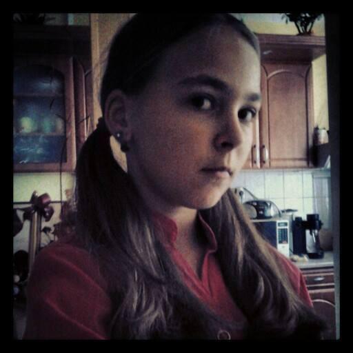 I love Riker Lynch and R5!!! follow me please !!!!