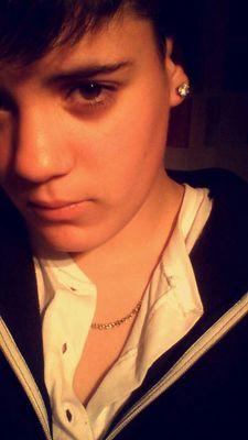 la musique et le theatre cest la vie,ma vie.