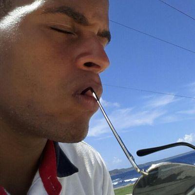 R_iiko's profile picture. 