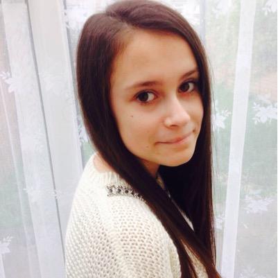 Teen model
