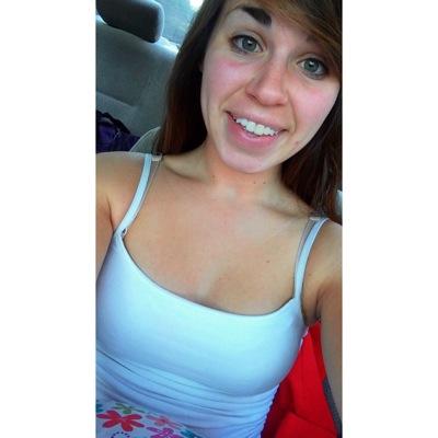 blahhhmelyssa's profile picture. I am in love with the sunshine ☀️