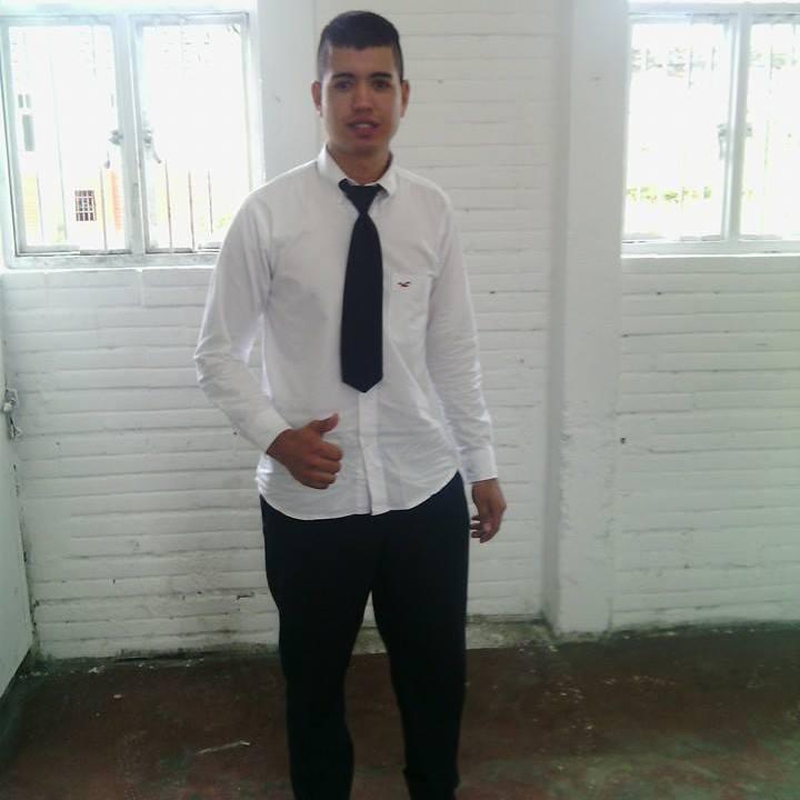 WhatsApp: 67998733503 https://t.co/7HQxgljJWv…                        https://t.co/XC3mPov0ke